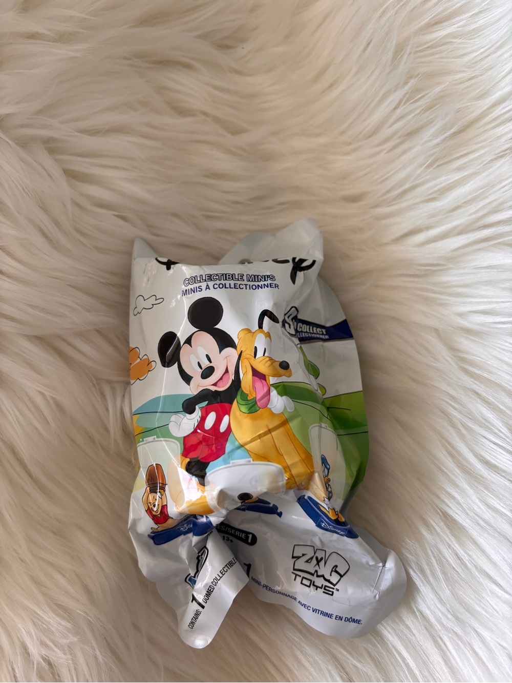 NEW Disney Blind Bag Dome Kids Mystery Mini Toy